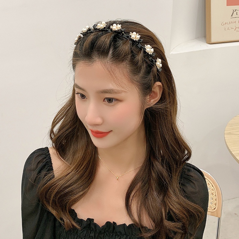 Fashion Pearl Headband Bangs Hairstyle Multi-layer Hollow Woven Headband with Tooth Design Alligator Clip Retro Hairband Face Washing Headdress