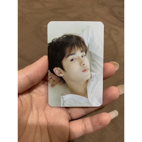 WAYV winwin holiday photobook benefit yizhiyu