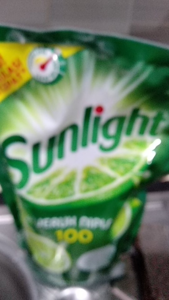Sunlight Jeruk Nipis 755 Ml Refil Untuk Mencuci Piring