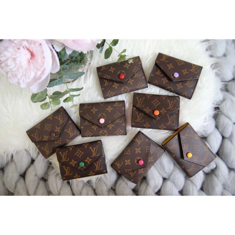 Dompet Pendek Wanita Lipat 3 Amplop Premium Freebox