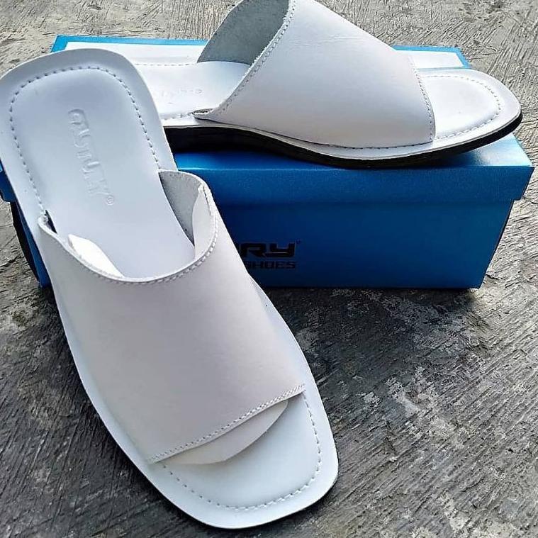 Sandal sendal terompah Selop Slop Pria Cowok Dewasa Laki Kulit Asli Original Warna Putih Sapi Berkua