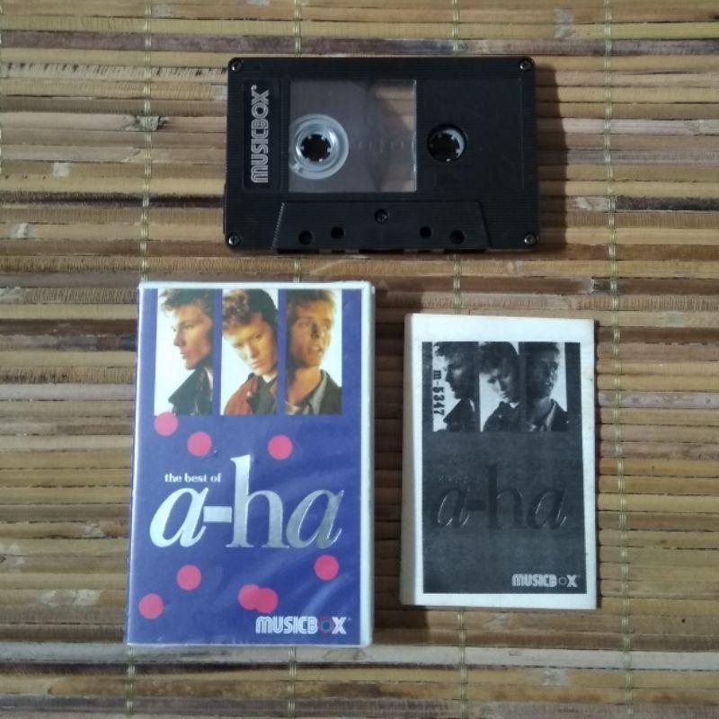 Kaset Very Best Of A-ha, mulus.