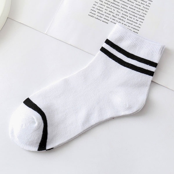 Kaos Kaki Motif Garis Panjang Korea Import Ankle Cute Panjang / TS-21