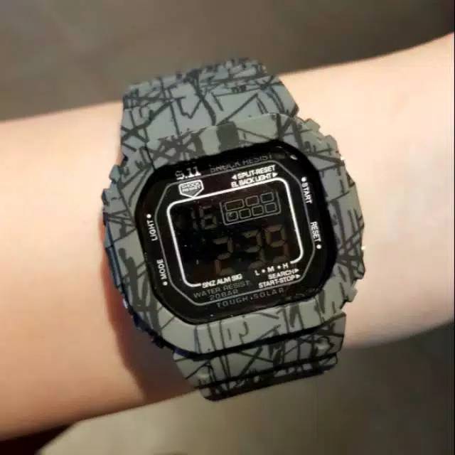 Jam Tangan Pria/Wanita Kasual Sporty Digital Kotak Strap Rubber Loreng X-27