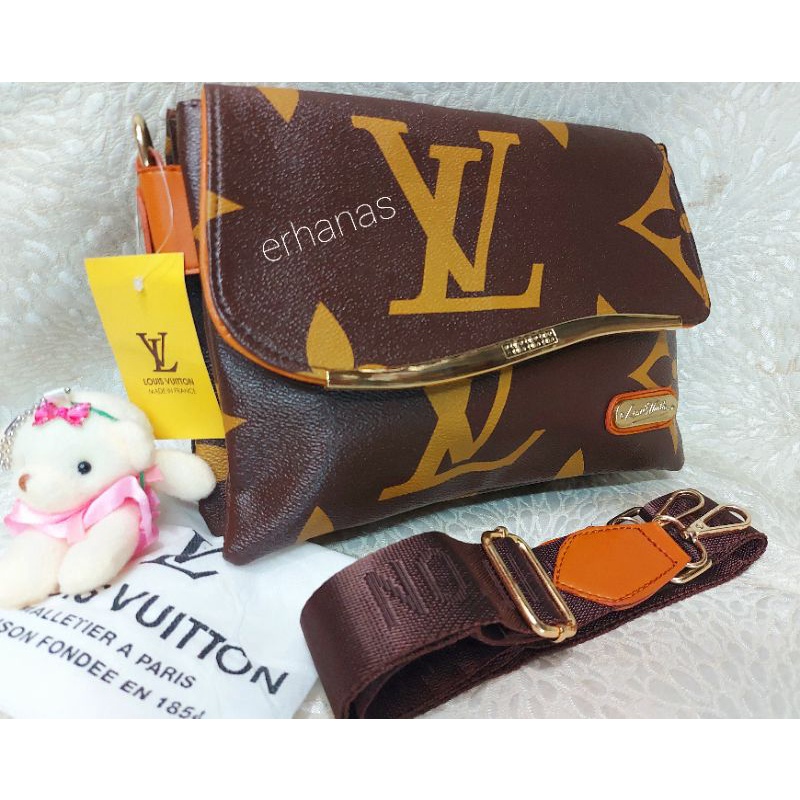 SELEMPANG LV 3RUANG LOGO BESAR CLUTCH LV GIANT