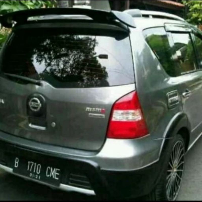 Spoiler Nissan Livina model mugen