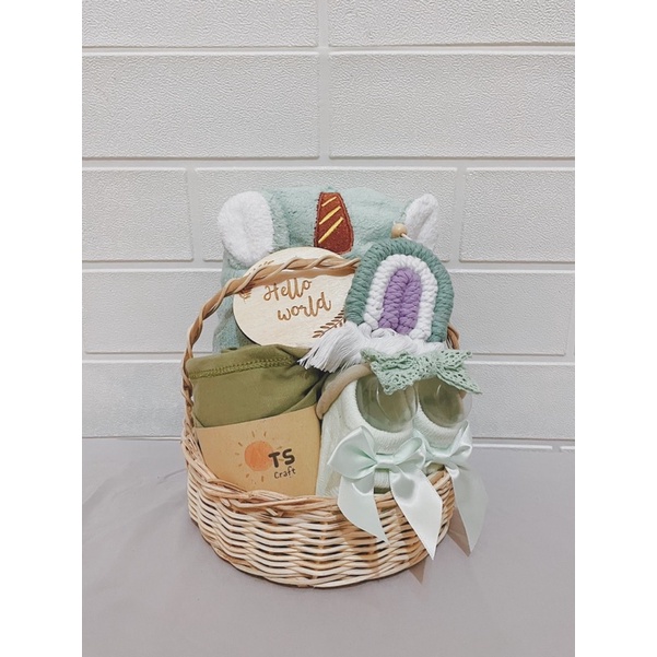 

baby hampers paket A3 (Rotan)