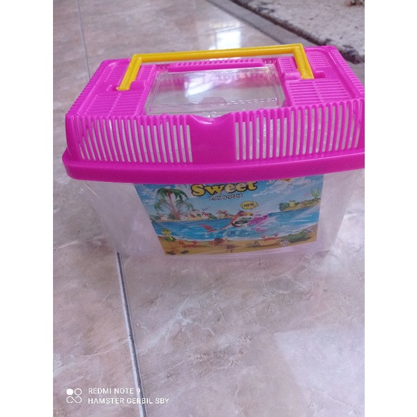 Terrarium besar cocok untuk hamster, ikan, kura2, reptil.