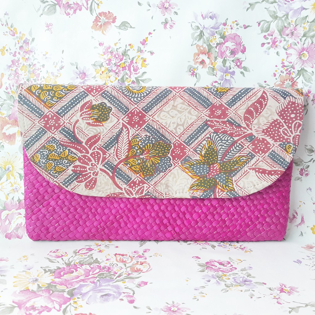 Clutch Anyaman Pandan Corak Batik Dompet Kosmetik Besar