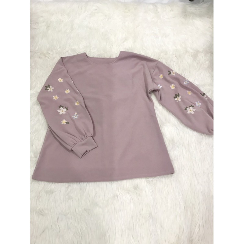 preloved kaos sweater rubylicious