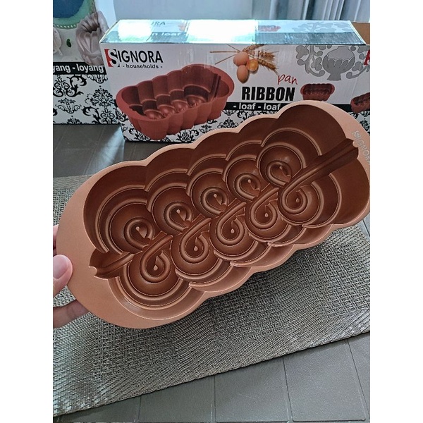 Loyang Signora Ribbon Loyang Sultan Preloved