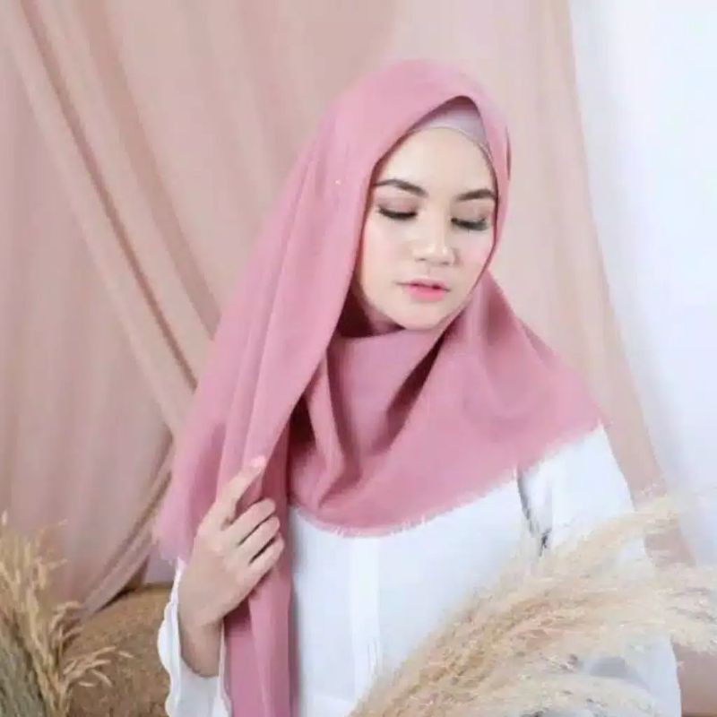 JILBAB SEGIEMPAT SAUDIA ANSANIA TEPI RAWIS //square hijab//segiempatsaudisansania/