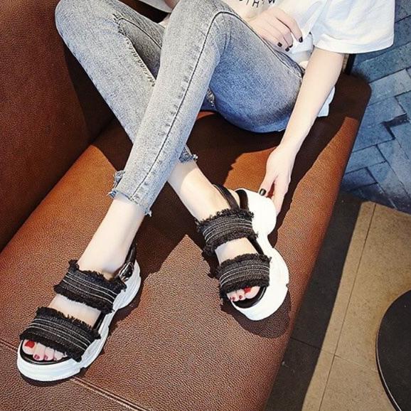 black and blue platforms