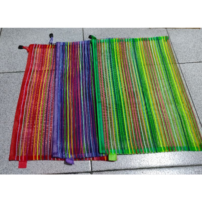 

DOCUMENT BAG PELANGI B4