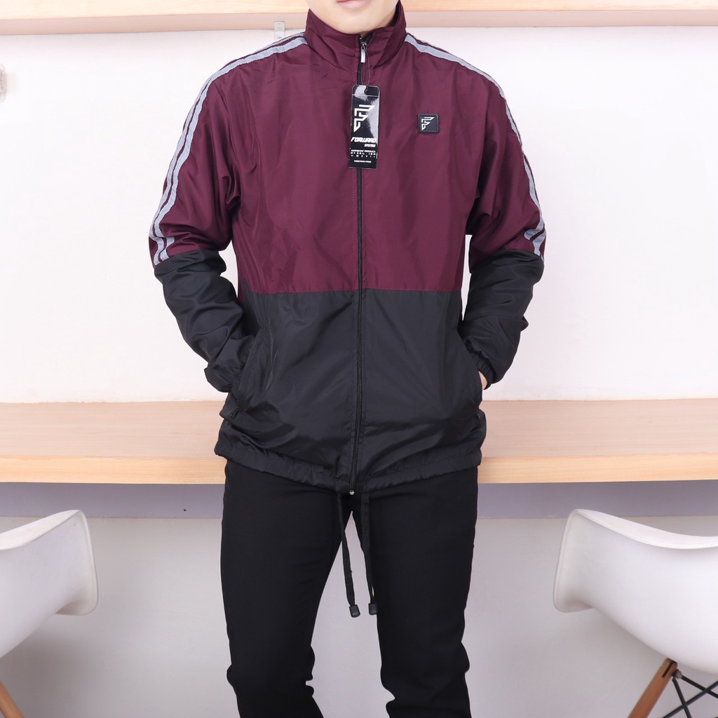 Jaket Pria Parasut Windbreaker Strip Forward System