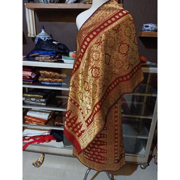 songket Palembang dari pengrajin. songket lepus kwalitas gebeng permata berlian