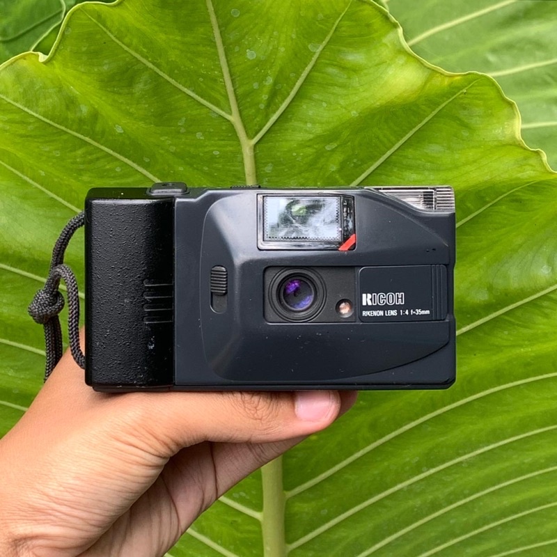 KAMERA ANALOG POCKET RICOH YF-20 not contax not olympus not mju