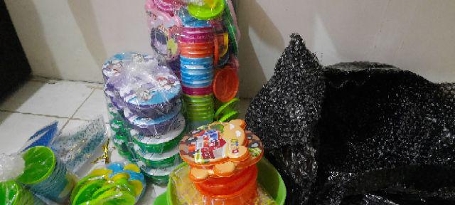 Lunch Box / Kotak Makan Winie Pooh Kemasan Cantik