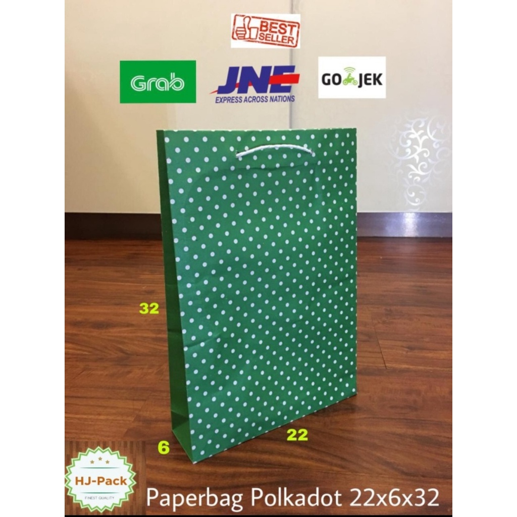 

PAPERBAG MOTIF POLKADOT UK 22X6X32CM / TAS KERTAS MOTIF / GOODIEBAG MOTIF ISI 20PCS MINIMAL ORDER 20PCS