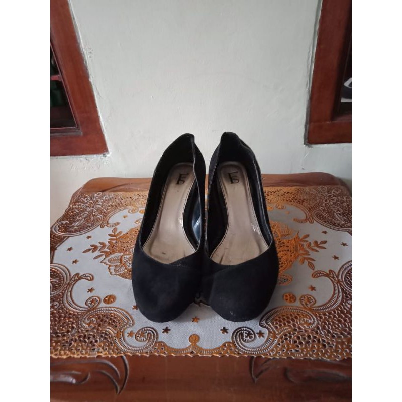 Preloved Sepatu Wanita Wedges