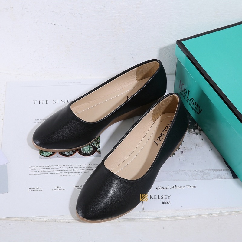Kelsey Sepatu Flat Shoes Wanita BTS58