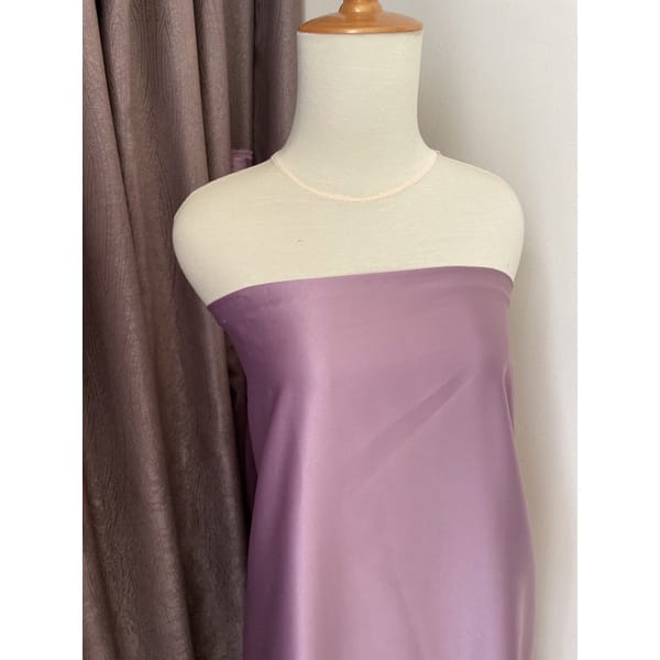 Bahan kain baju kebaya warna ungu lilac