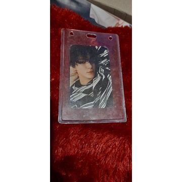 

Top Holder photocard