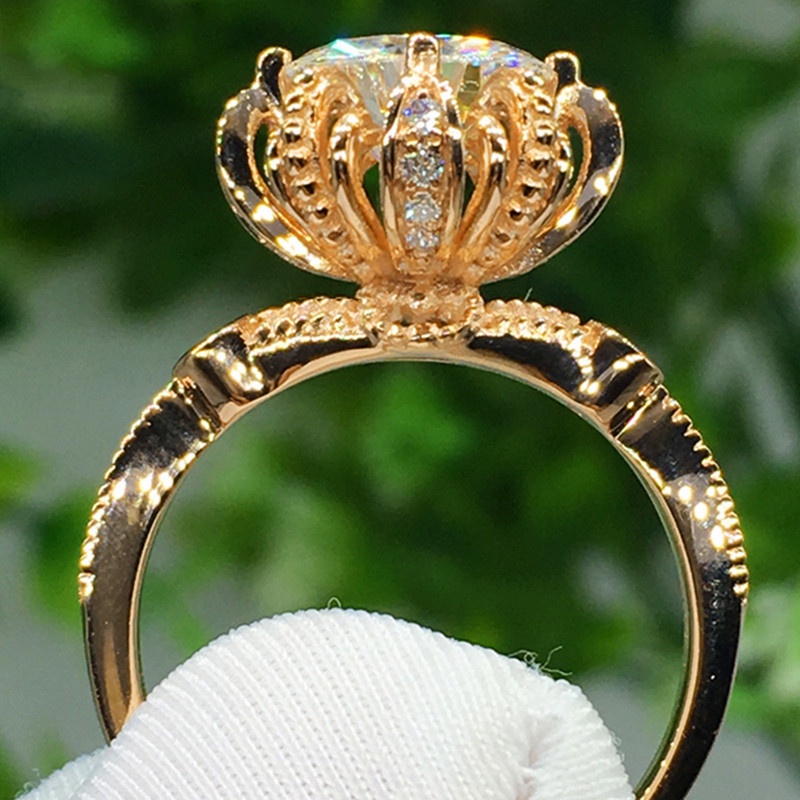 Cincin Wanita Warna Emas Aksen Cubic Zirconia AAA Untuk Pesta Pernikahan