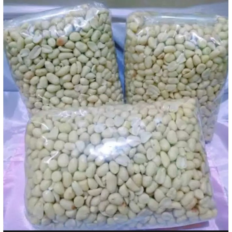 

250 gram kacang kupas mentah high quality