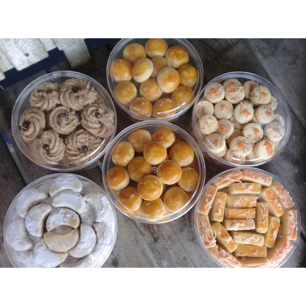 

Kue Lebaran /nastar wisman/kastangel/kacang/keju/semprit/putri salju/springkle ceres/500 gram