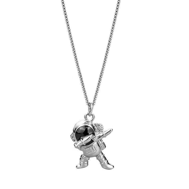 Spaceman Hip Hop couple Kalung Astronot Baru lanyard ins style solid sweater pendant Perempuan Liontin fashion p