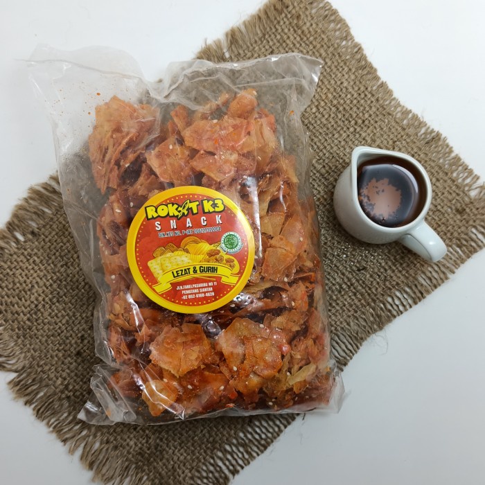

Keripik Pedas Wijen Renyah Makanan Ringan Cemilan Jajanan Enak Nikmat