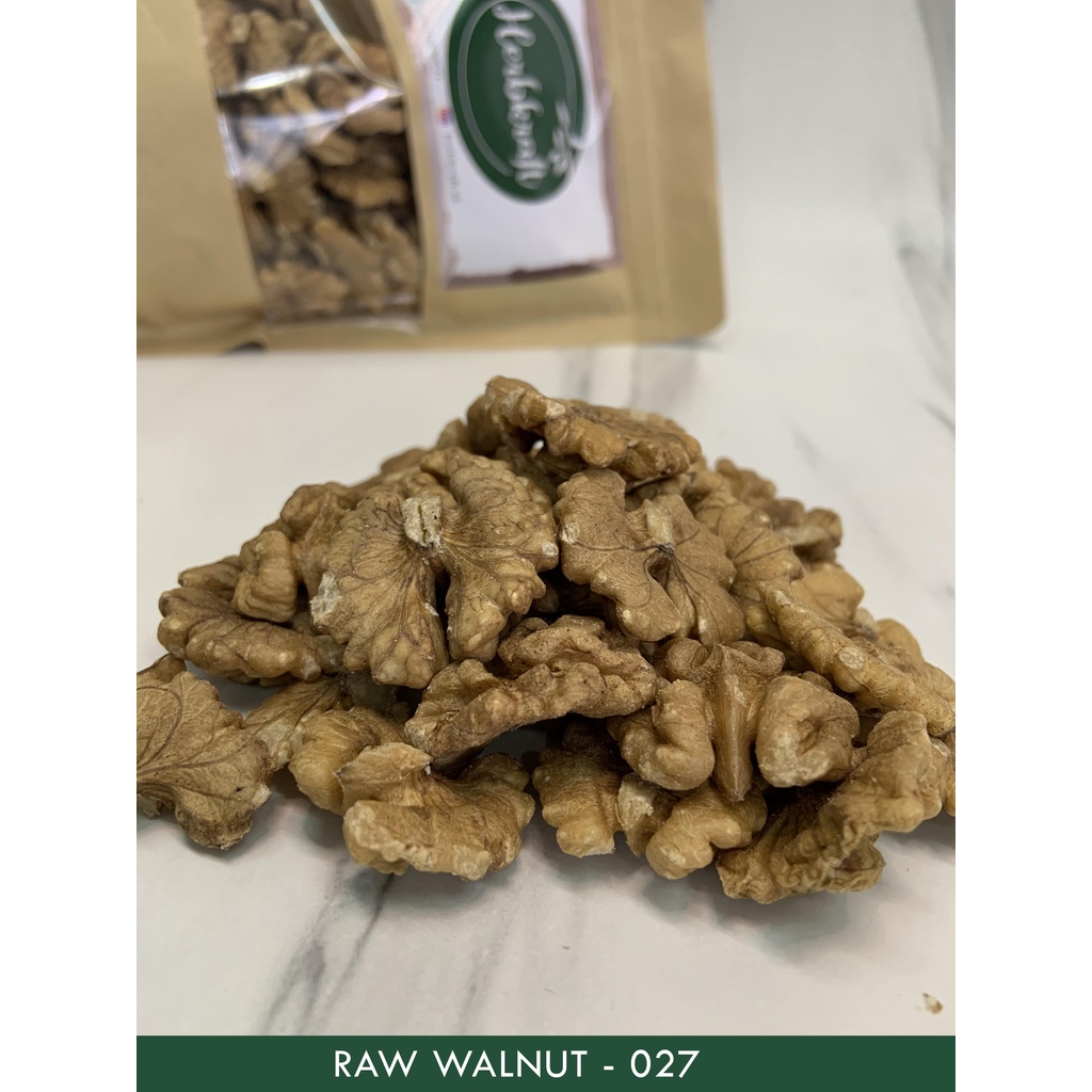 

Raw Walnut - 250 gr