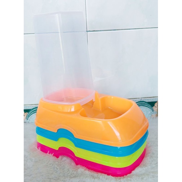 Dispenser 1,5lt Tempat Makan Anjing Kucing