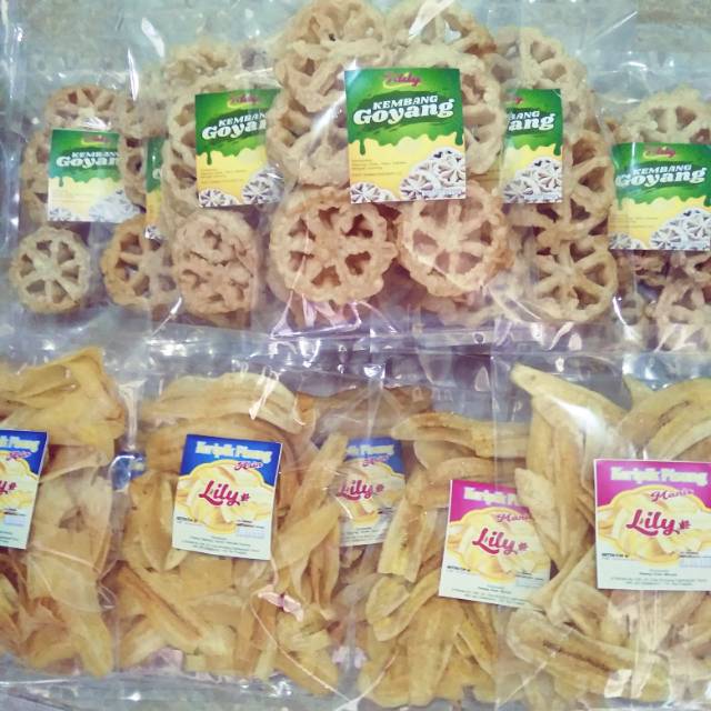 

Kripik pisang lily