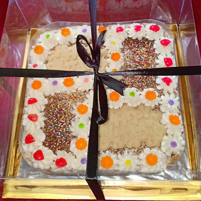 

Tiramisu dessert cake