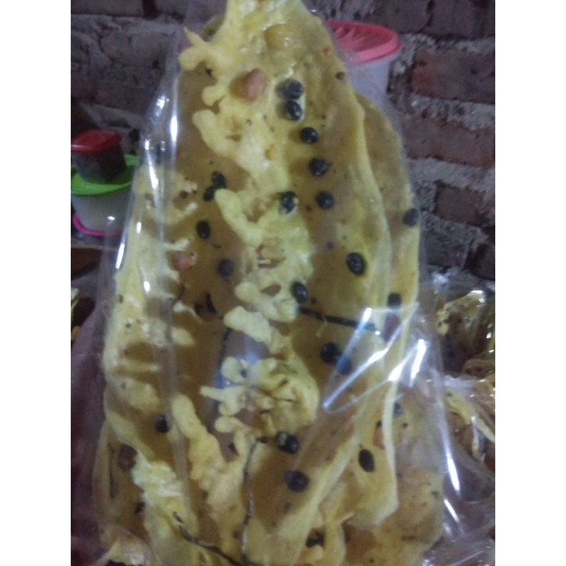 

peyek dele item peyek kacang dan peyek ebii