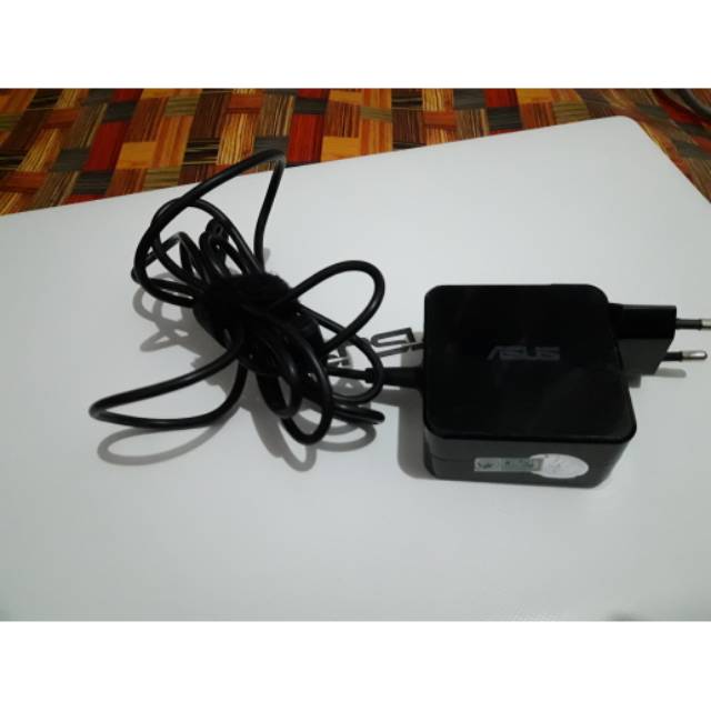 CHARGER LAPTOP ASUS ORIGINAL