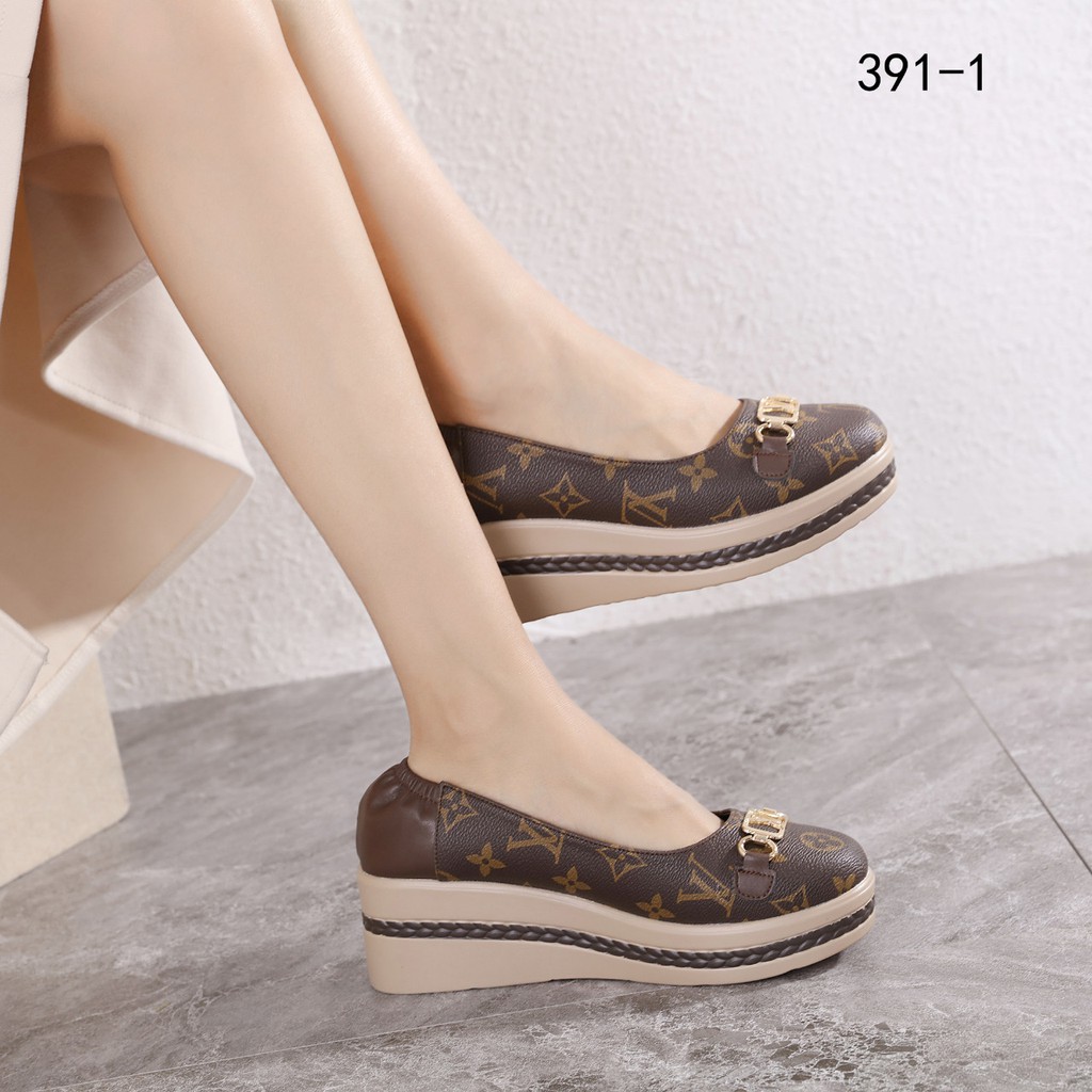 Sepatu Wedges Wanita 391-1