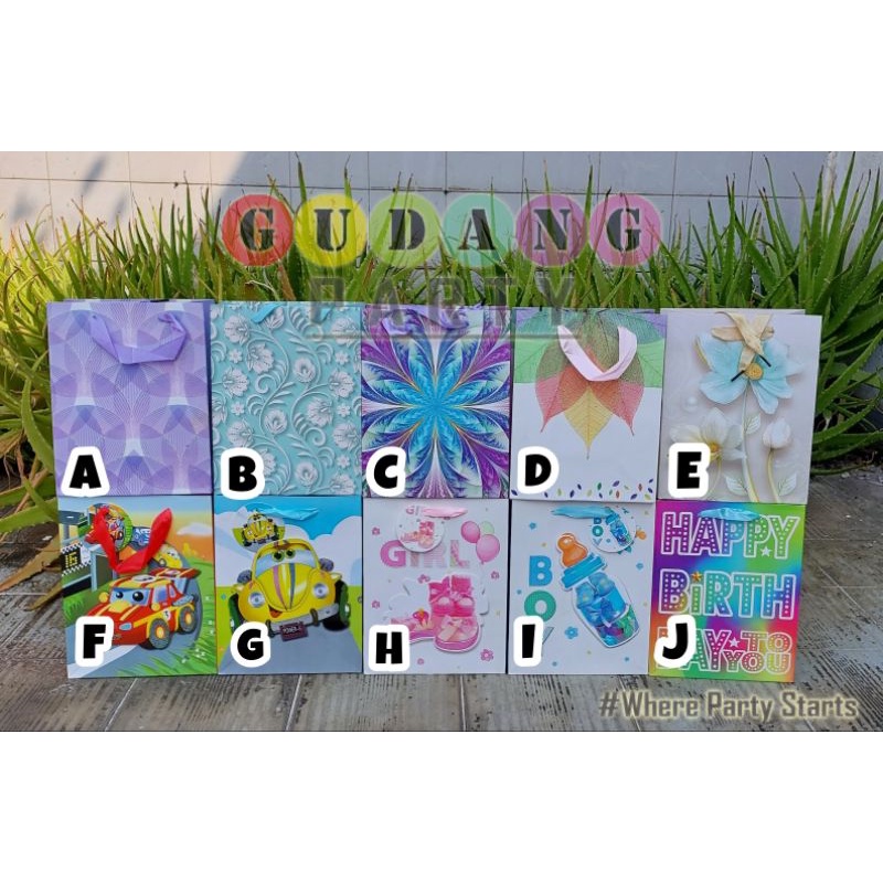 Jual Paperbag Buku Import/Kantong Kertas/Tas Hampers/Tas Bingkisan/Tas
