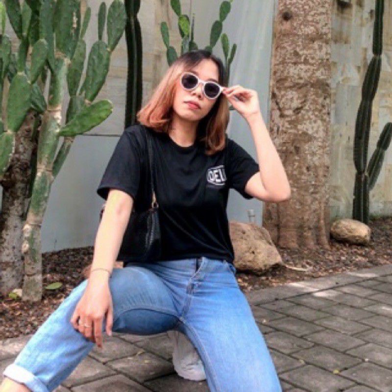 Kaos Deus Distro Wanita