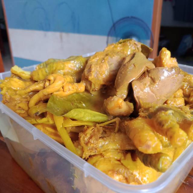 

Ayam Ungkep Bumbu Kuning - Siap Goreng (FRESH) - Khusus GRAB / GOJEK