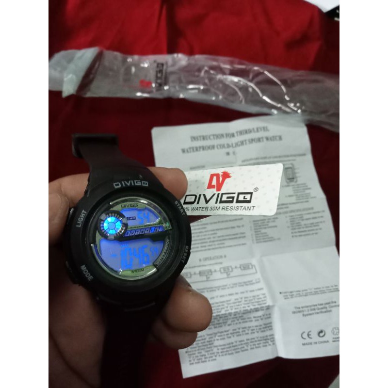 jam tangan divigo