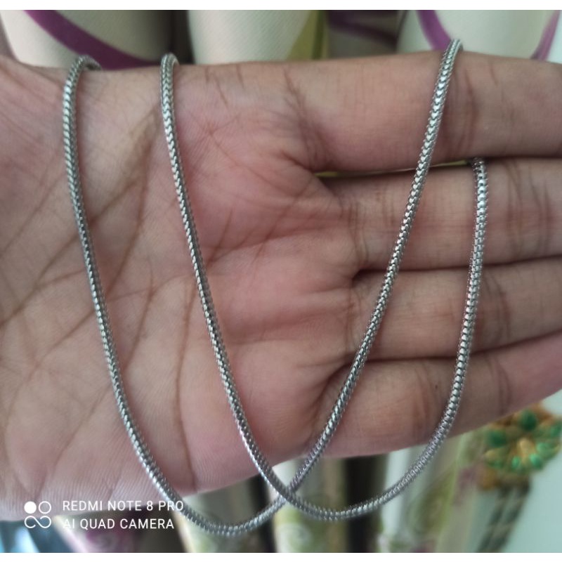 KALUNG TITANIUM MILANO KACA BULAT YYB WARNA SILVER