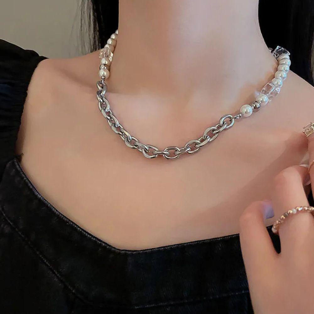 NEEDWAY Kalung Mutiara Kristal Trendi Industri Berat Sederhana Baja Titanium Hip Hop Wanita Rantai Klavikula