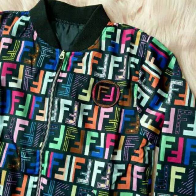 Jaket FENDI import Bkk
