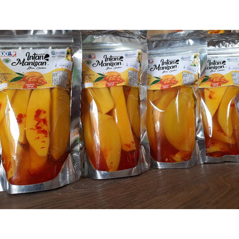 Manisan mangga pedas