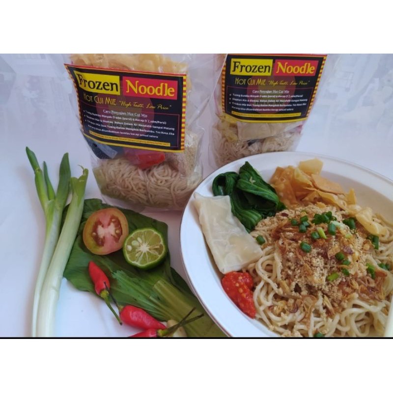 

Hot Cwi Mie / Frozen Noodle isi 2 porsi (Homemade)