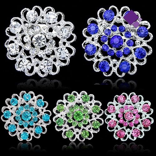 Bros Bentuk Bunga Aksen Kristal Dan Berlian Imitasi Warna Silver