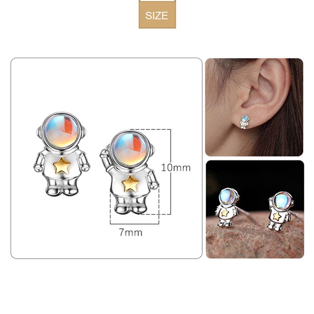 NEEDWAY Anting Korea Aurora Fashion Spaceman Kecil Perempuan Hadiah Perhiasan Anting Astronot Kristal